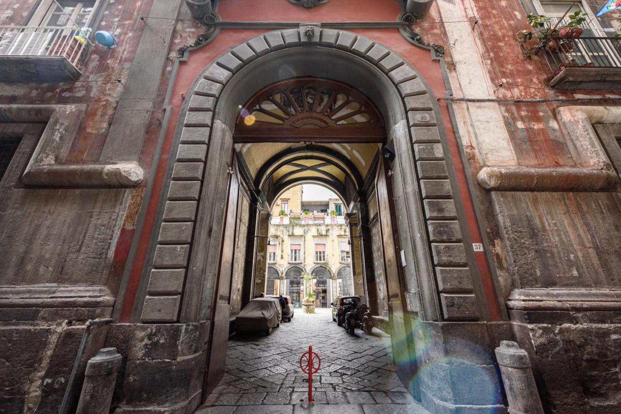 Via Atri 37 Apartment Napoli Bagian luar foto