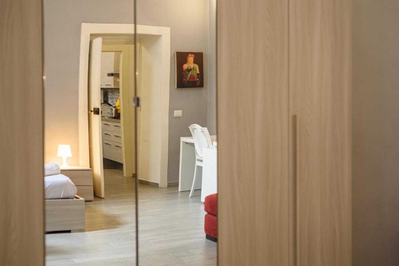 Via Atri 37 Apartment Napoli Bagian luar foto